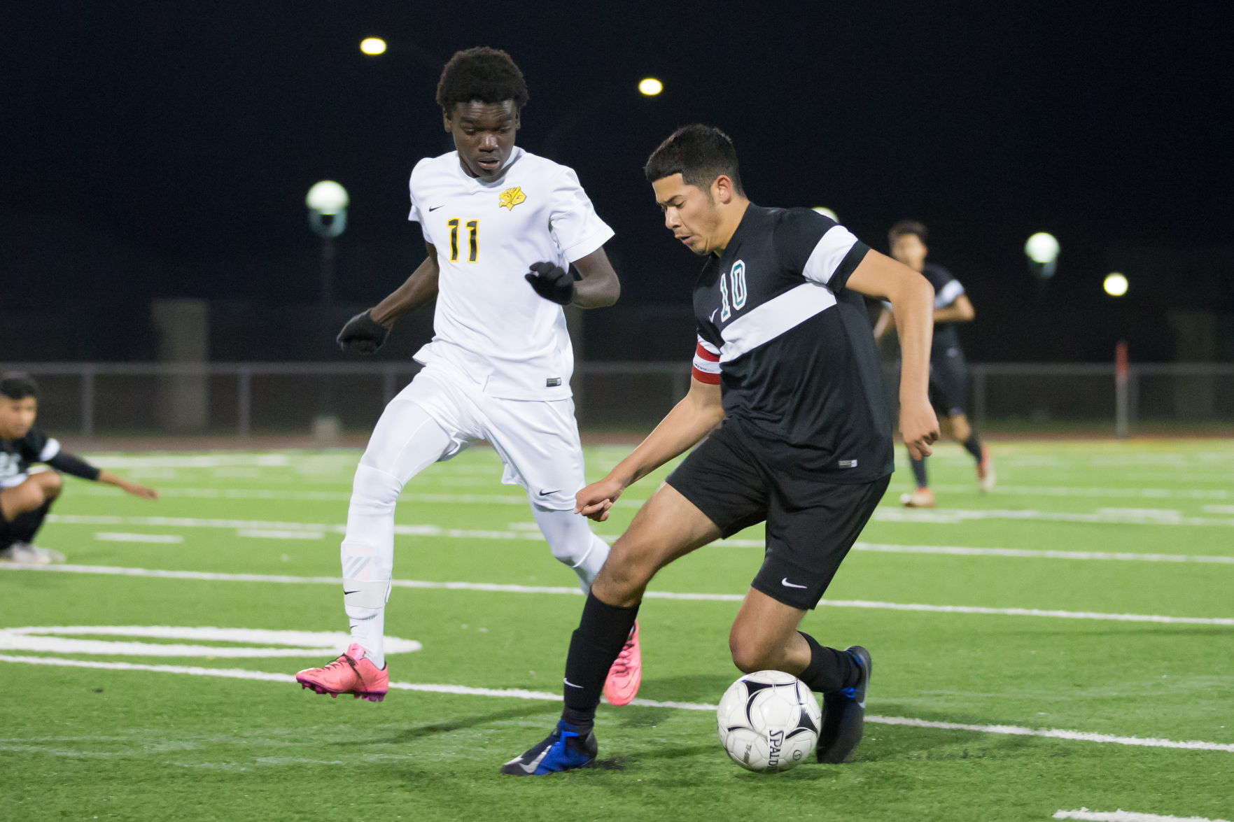 010419 Pioneer Valley vs SLO Soccer 008.jpg